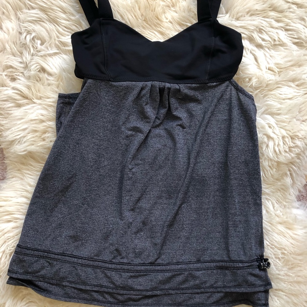 Lululemon tank